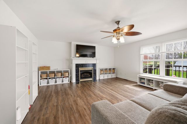 307 Brookgreen Drive, Berea, KY 40403