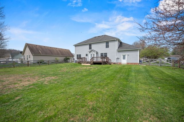 307 Brookgreen Drive, Berea, KY 40403