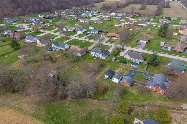 307 Brookgreen Drive, Berea, KY 40403