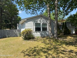 721 12th Avenue, Toms River, NJ 08757