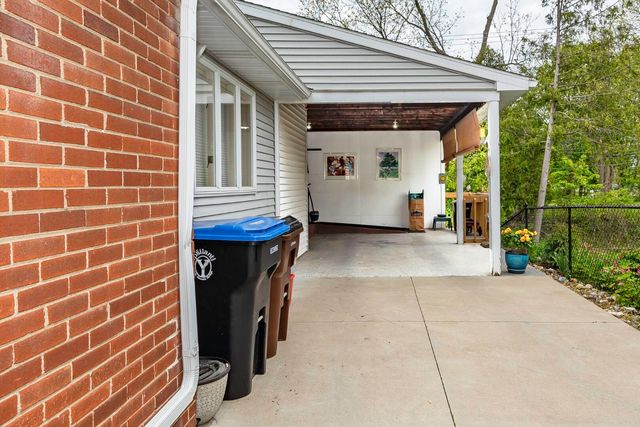 1424 Collegewood Street, Ypsilanti City, MI 48197
