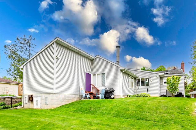 1424 Collegewood Street, Ypsilanti City, MI 48197