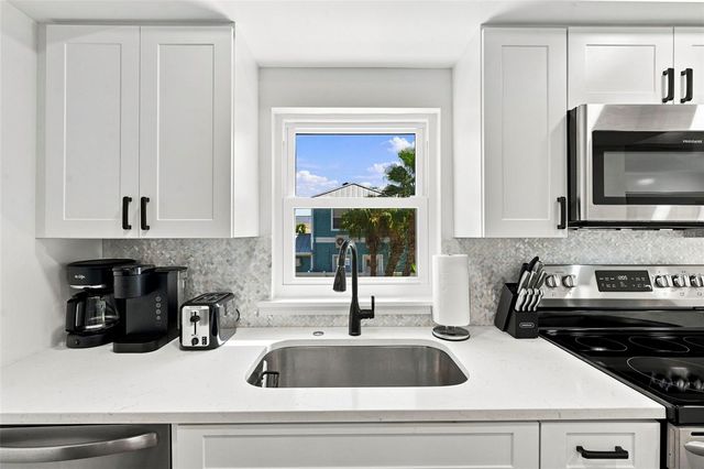 113 4TH AVENUE, St Pete Beach, FL 33706