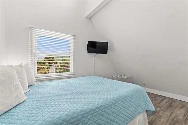 113 4TH AVENUE, St Pete Beach, FL 33706