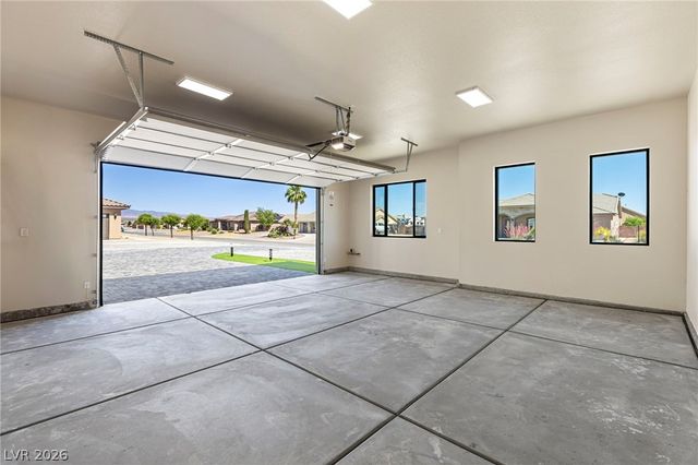 4700 Parkwood Drive, Pahrump, NV 89061