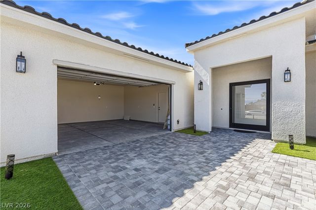 4700 Parkwood Drive, Pahrump, NV 89061