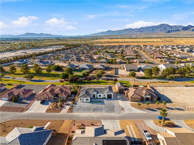 4700 Parkwood Drive, Pahrump, NV 89061