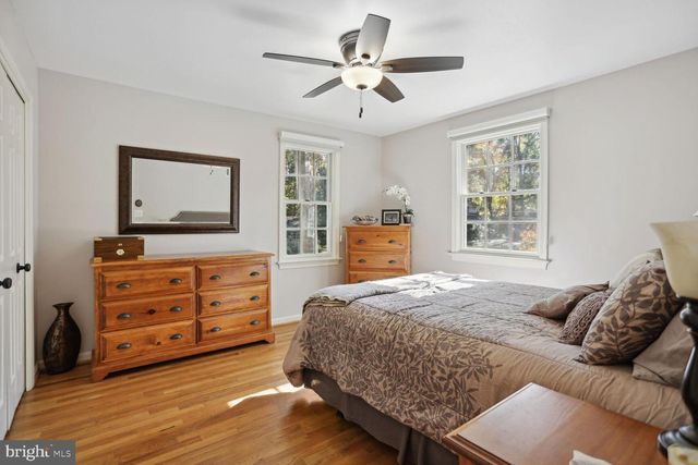 2300 CHESHIRE LN, Alexandria, VA 22307