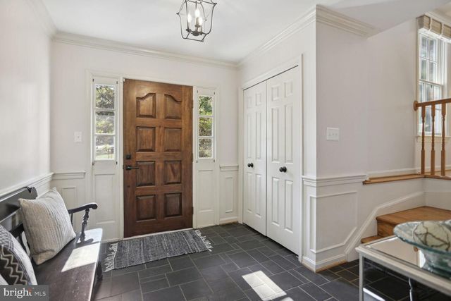 2300 CHESHIRE LN, Alexandria, VA 22307