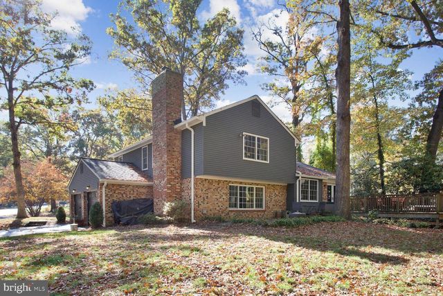 2300 CHESHIRE LN, Alexandria, VA 22307