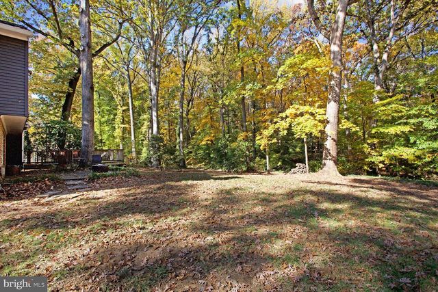 2300 CHESHIRE LN, Alexandria, VA 22307