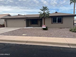 8162 E NOPAL Avenue, Mesa, AZ 85209