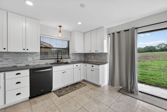 3584 SW Quail Meadow Trail E, Palm City, FL 34990