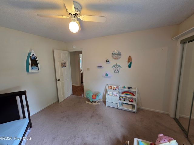 213 Teakwood Place, Midway Park, NC 28544