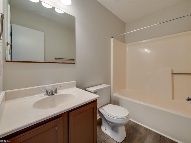 126 Whitewater DR, Newport News, VA 23608