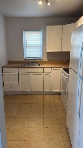 4160 NW 21st St 223D, Lauderhill, FL 33313