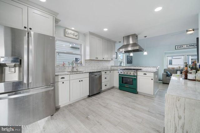 1407 HILO BAY DR, Forked River, NJ 08731