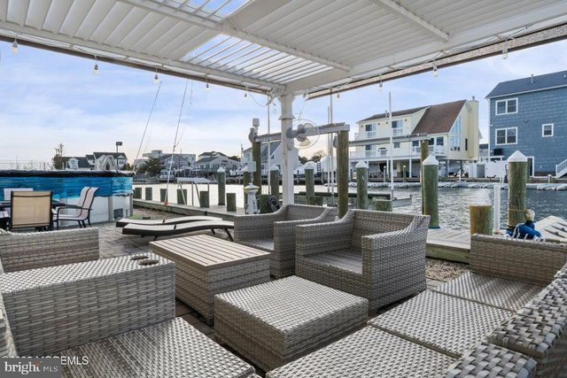 1407 HILO BAY DR, Forked River, NJ 08731