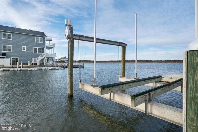 1407 HILO BAY DR, Forked River, NJ 08731