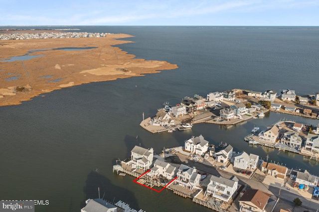 1407 HILO BAY DR, Forked River, NJ 08731