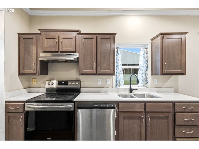 11028 Se TAYLOR PARK Ln, Lyons, OR 97358