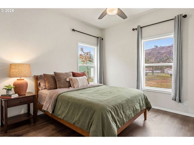 11028 Se TAYLOR PARK Ln, Lyons, OR 97358