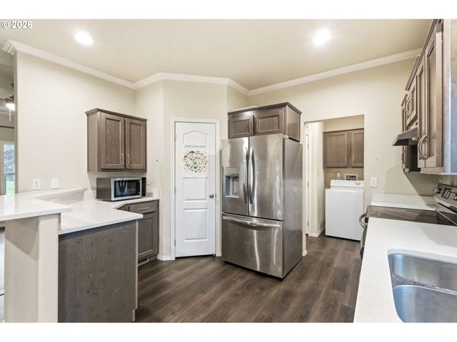 11028 Se TAYLOR PARK Ln, Lyons, OR 97358