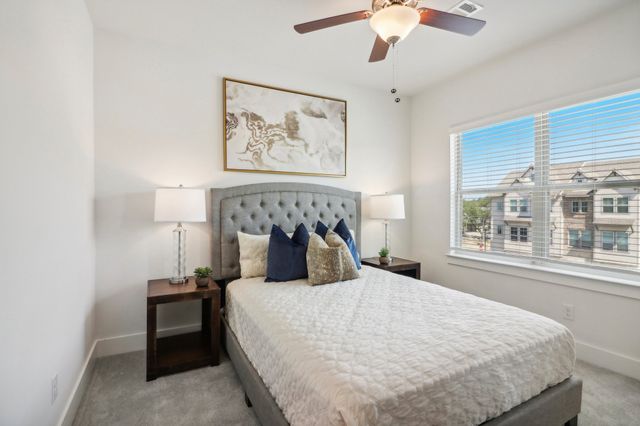 104 Samuel Street, Lewisville, TX 75057