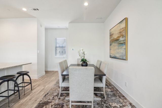 104 Samuel Street, Lewisville, TX 75057