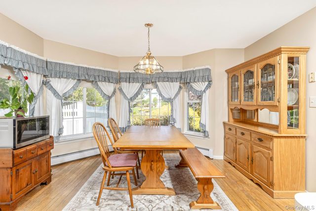 7 Lake Lane, Lake Grove, NY 11755