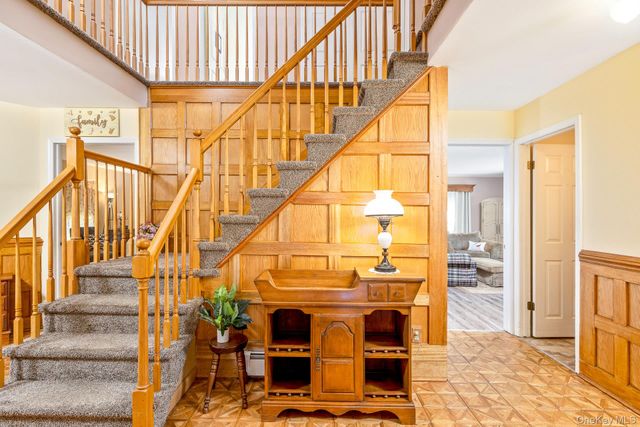 7 Lake Lane, Lake Grove, NY 11755