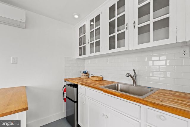 826 W RIO GRANDE AVE, Wildwood, NJ 08260