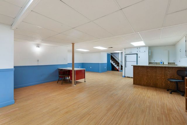 1449 S Shore Court, Barrington, IL 60010