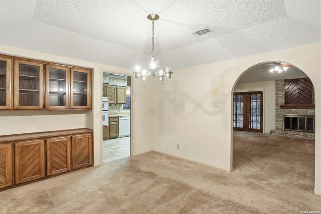 4523 Spotted Oak Woods, San Antonio, TX 78249