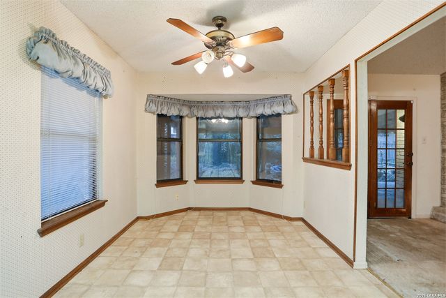 4523 Spotted Oak Woods, San Antonio, TX 78249