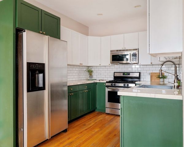 877 Harrison Ave 6, Boston, MA 02118