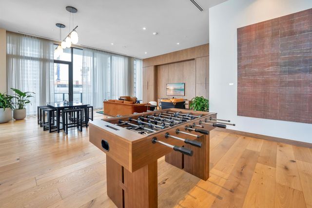 11 E 6th Street 2201, Miami, FL 33132