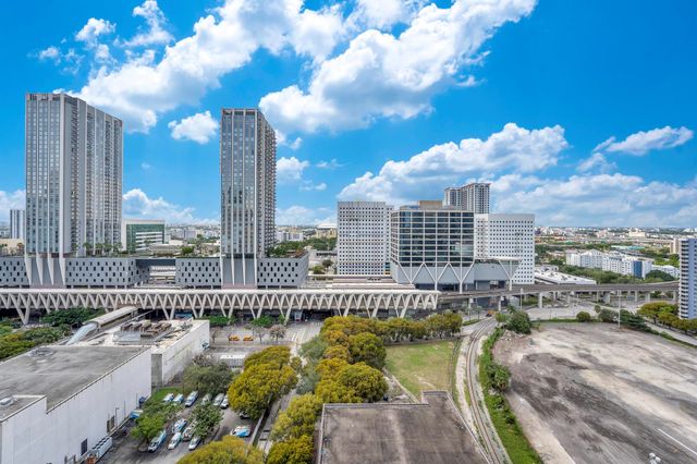 11 E 6th Street 2201, Miami, FL 33132