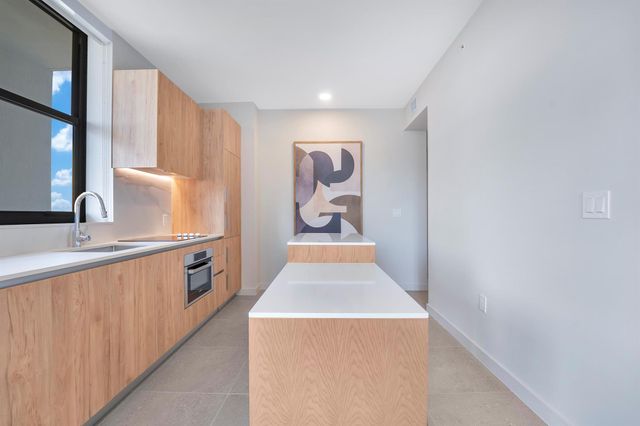 11 E 6th Street 2201, Miami, FL 33132