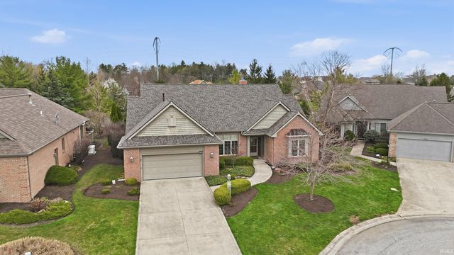 12030 Sycamore Lakes Court, Fort Wayne, IN 46814