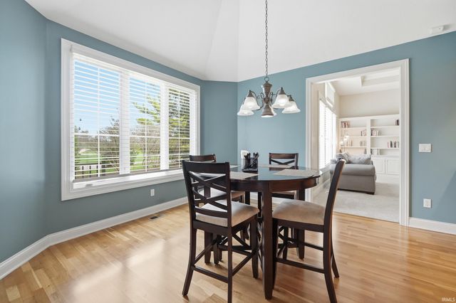 12030 Sycamore Lakes Court, Fort Wayne, IN 46814