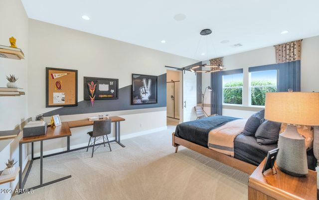 10118 E TESLA Avenue, Mesa, AZ 85212