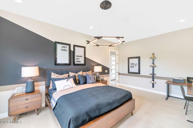 10118 E TESLA Avenue, Mesa, AZ 85212