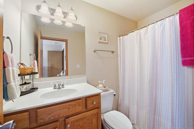 1312 Lois Lane, Waterloo, IA 50702