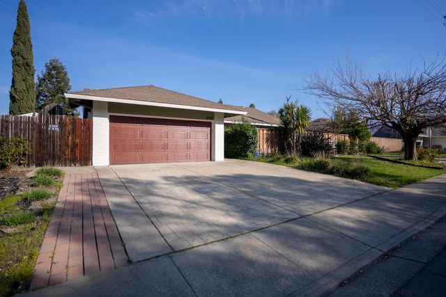 9752 Tareyton Ave, San Ramon, CA 94583