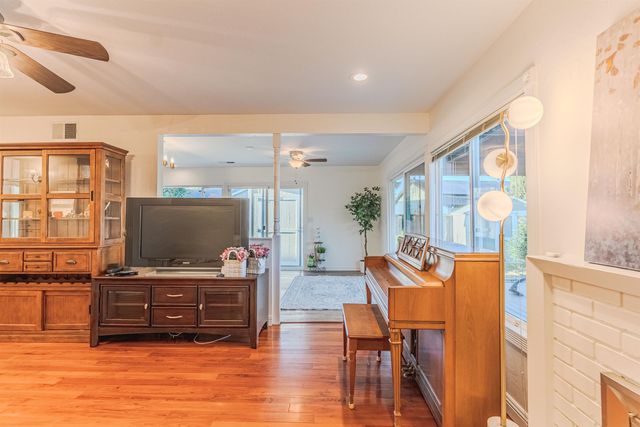 9752 Tareyton Ave, San Ramon, CA 94583