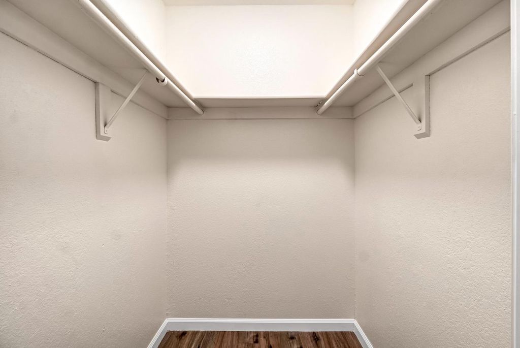 Image 22 of property listing at 1595 N Pleasant Avenue # 101, Fresno, CA 93728
