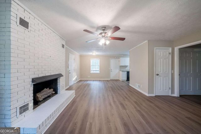 2091 Moon Drive SW, Conyers, GA 30094