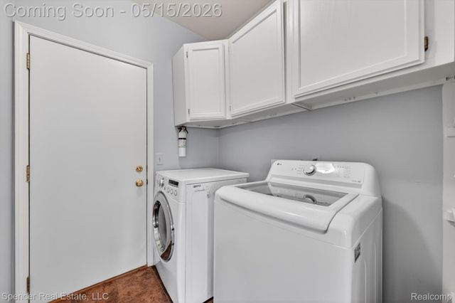3141 Bridlewood Drive, Oakland Charter Township, MI 48306