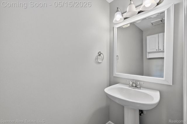 3141 Bridlewood Drive, Oakland Charter Township, MI 48306